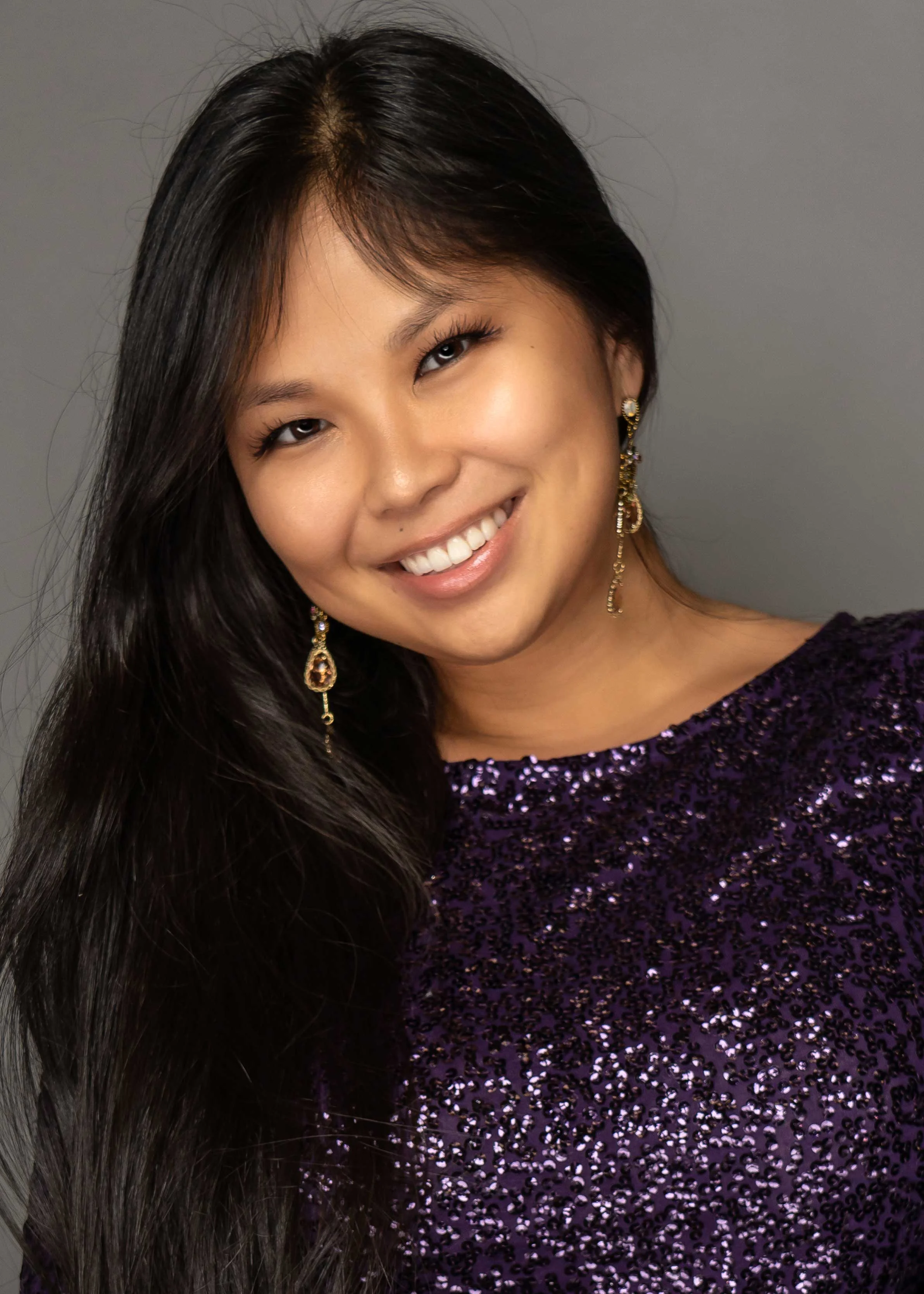 Approachable business headshot in professional attire